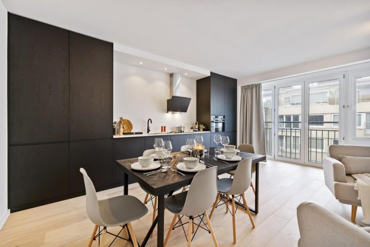 Huswell - Renovated Apartment In The Heart Of Остенде Экстерьер фото